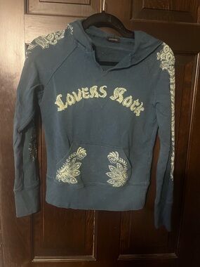 Lovers Rock Blue V-Neck Hoodie with Cream Paisley Print